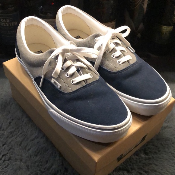 Vans NWOT - Picture 2 of 6